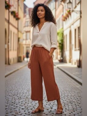 Athleta Echo Wide Leg Crop Pant Size 14 Rust Orange Elastic Waist Zipped Pockets